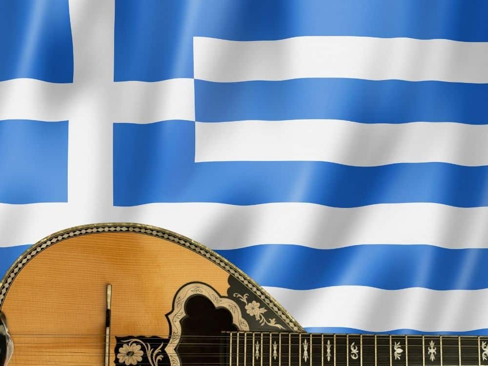 בוזוקי על דגל יוון